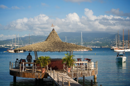 Hotel-Bakoua-Bar