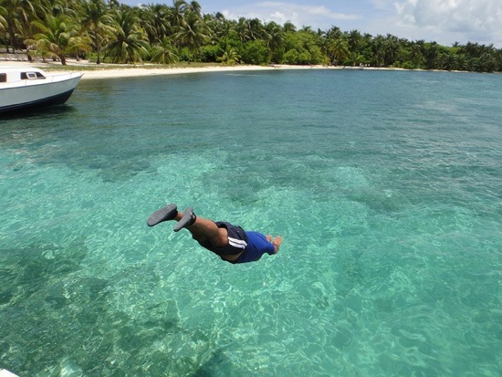 dive off Ambergris Caye, Belize