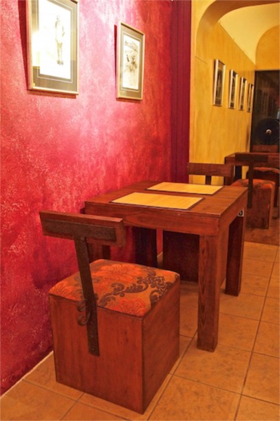 Pasta Gallery Seating