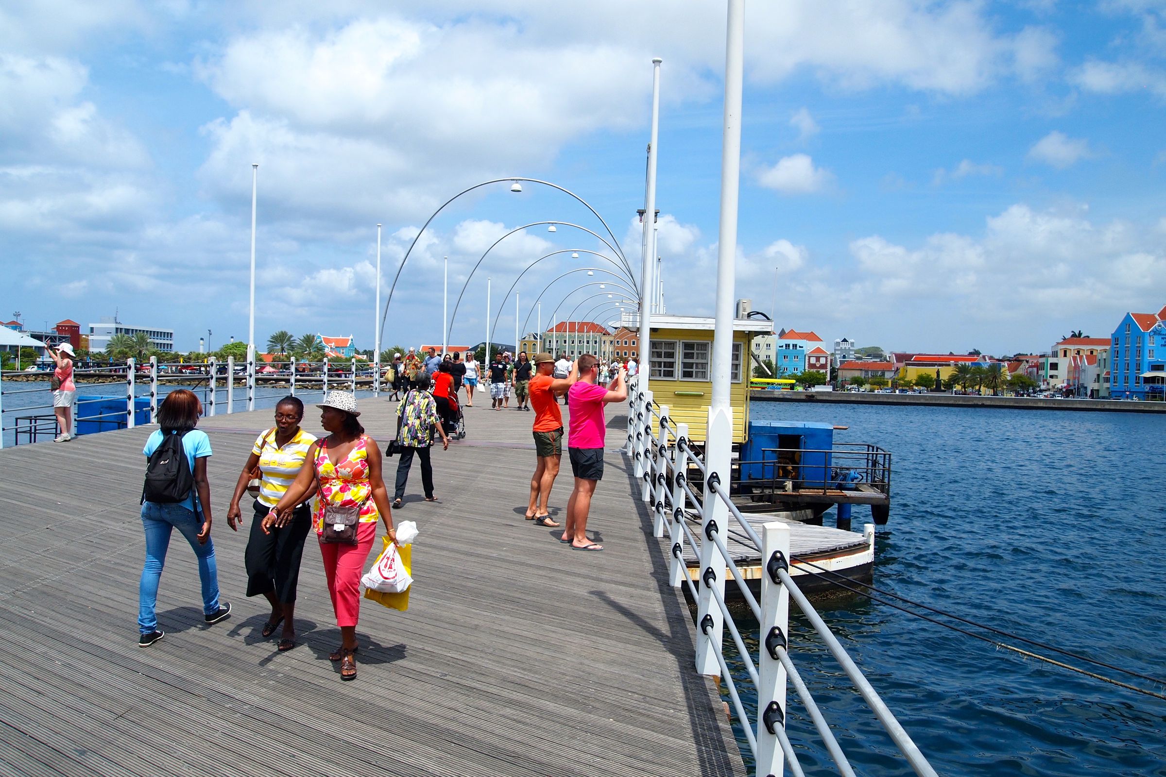 Queen Emma (Floating Bridge), Curacao | Credit: SBPR
