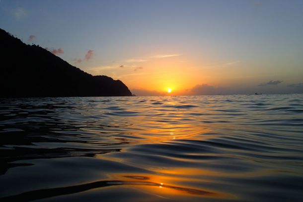Castara Bay at 5:40pm, December 29, 2012 | SBPR