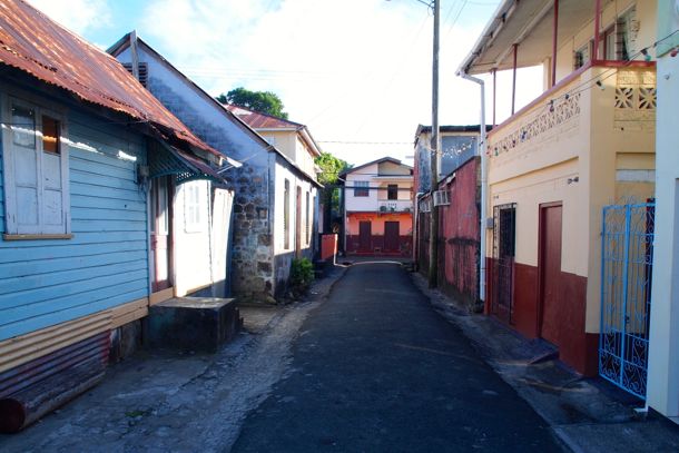 Skinny 2-way street in Gouyave | SBPR