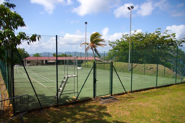 Tennis courts atop Fort Saint Louis | SBPR