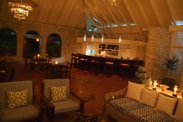 The Bar at The Beach House at Sugar Reef Bequia | SBPR