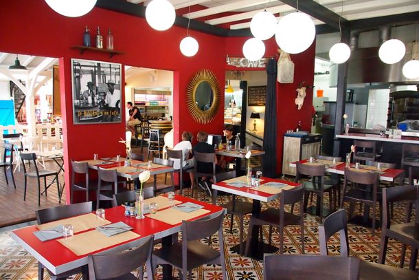 Le Bistrot d'en Face Dining Area | SBPR