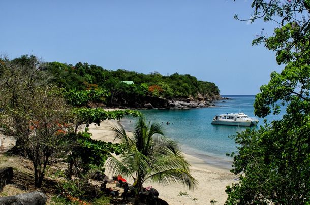 Plage Leroux, Basse-Terre | Credit: Zickie Allgrove