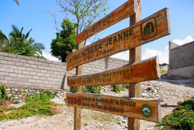 La Grotte Marie Jeanne Sign | SBPR