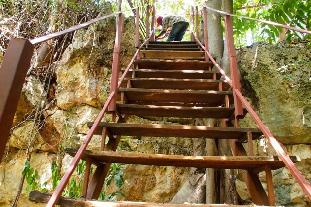 Stairs down into La Grotte Marie Jeanne | SBPR