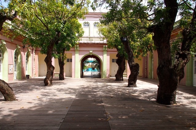 Mango courtyard, FDF Palais de Justice | SBPR