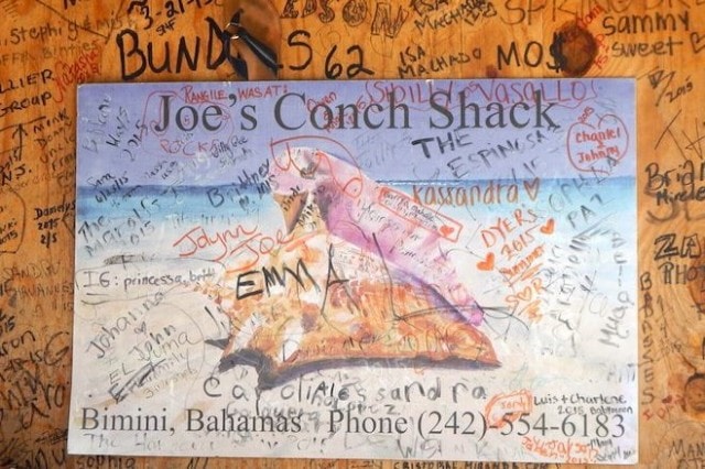 Don't eat at Joe's without signing your name | Credit: Zickie Allgrove