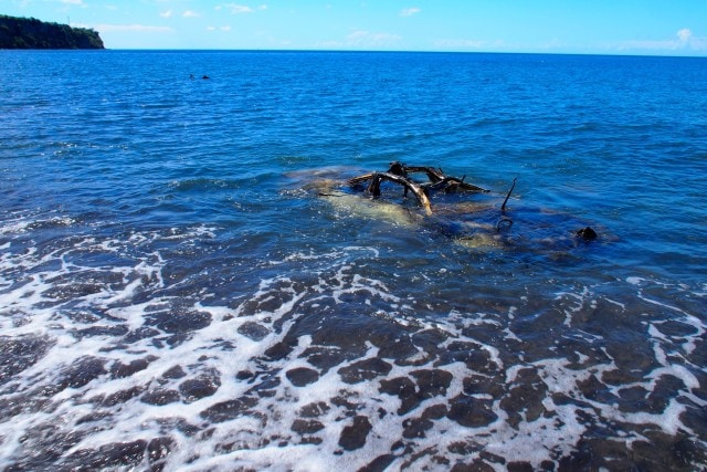 Car swept out to sea in Coulibistre, Dominica | SBPR