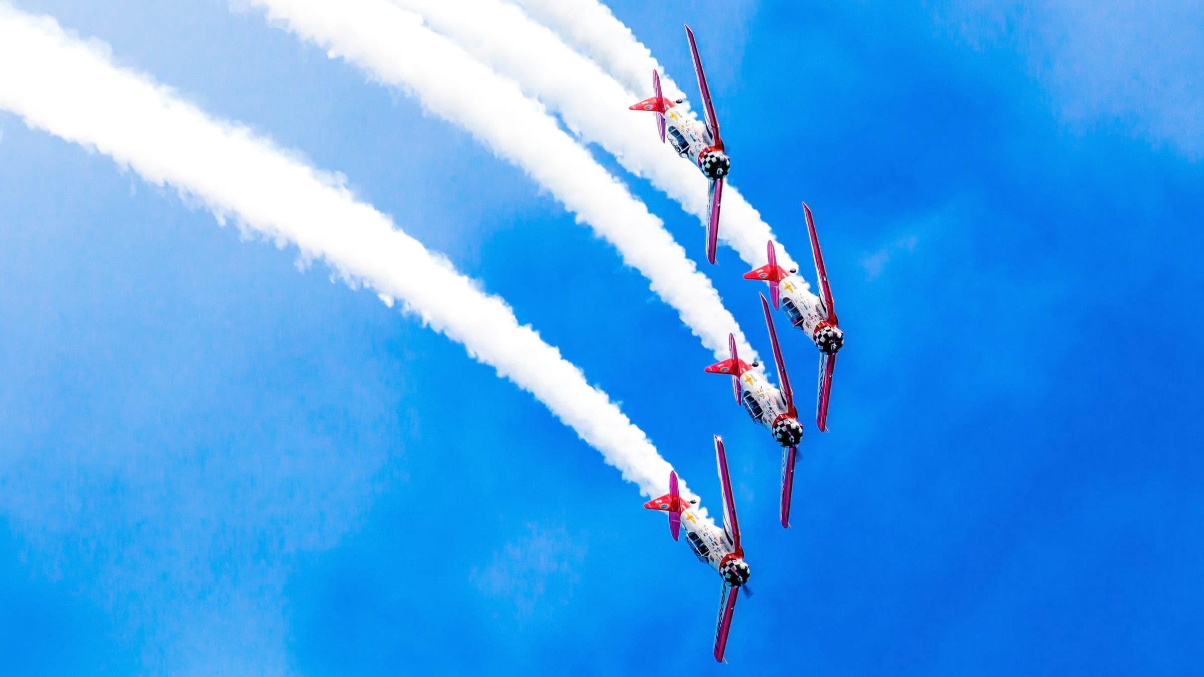 The Bahamas Island Air Show Photo by Jim Moore/AOPA