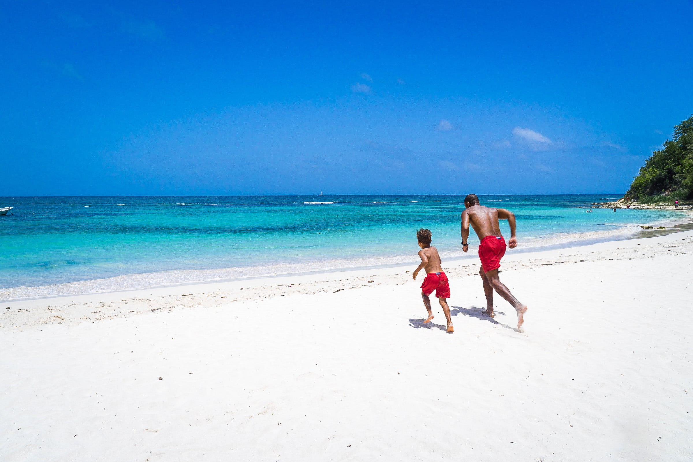 Antigua - Long Bay Beach by Patrick Bennett