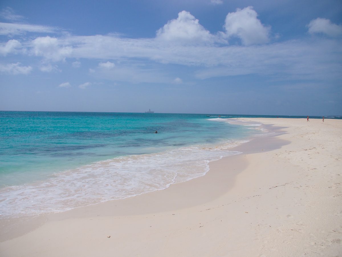 Simply Amazing Eagle Beach, Aruba | SBPR
