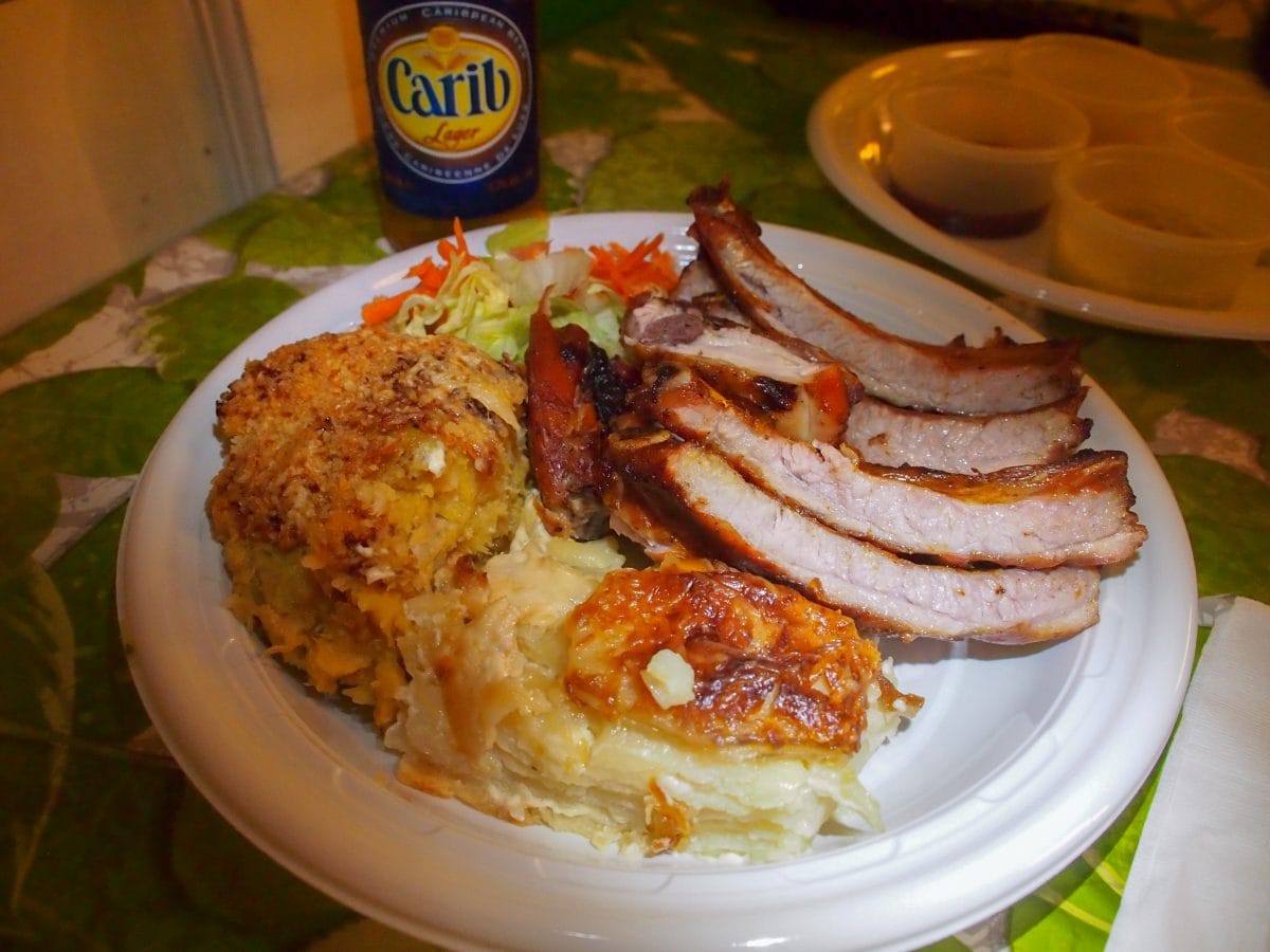 Full Plate – St. James BBQ Hangout, St. Martin