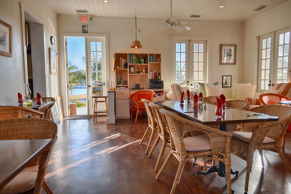 Restaurant at Sandpiper Inn, Abaco, The Bahamas