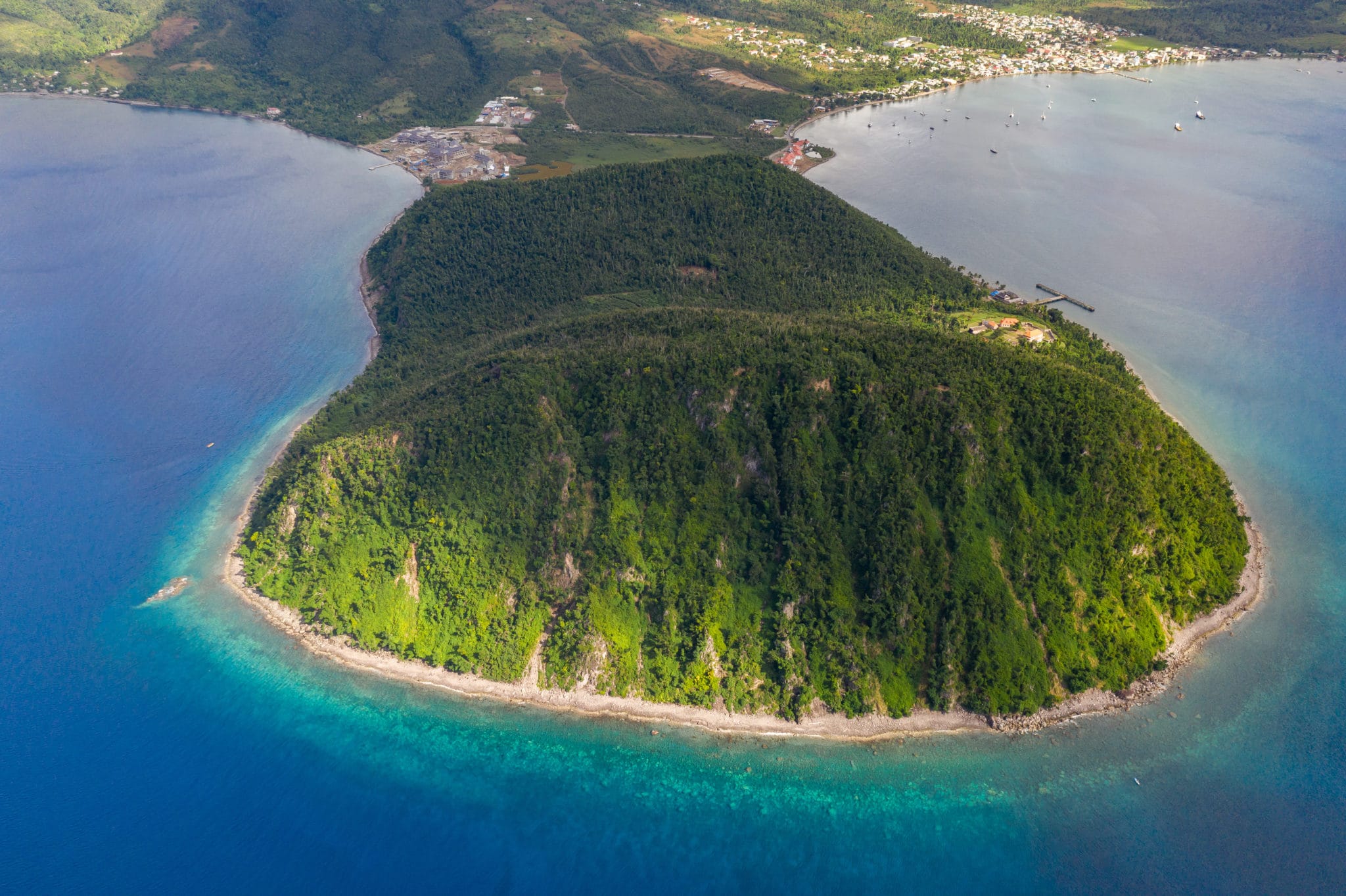 Blue water at Cabrits Dominica