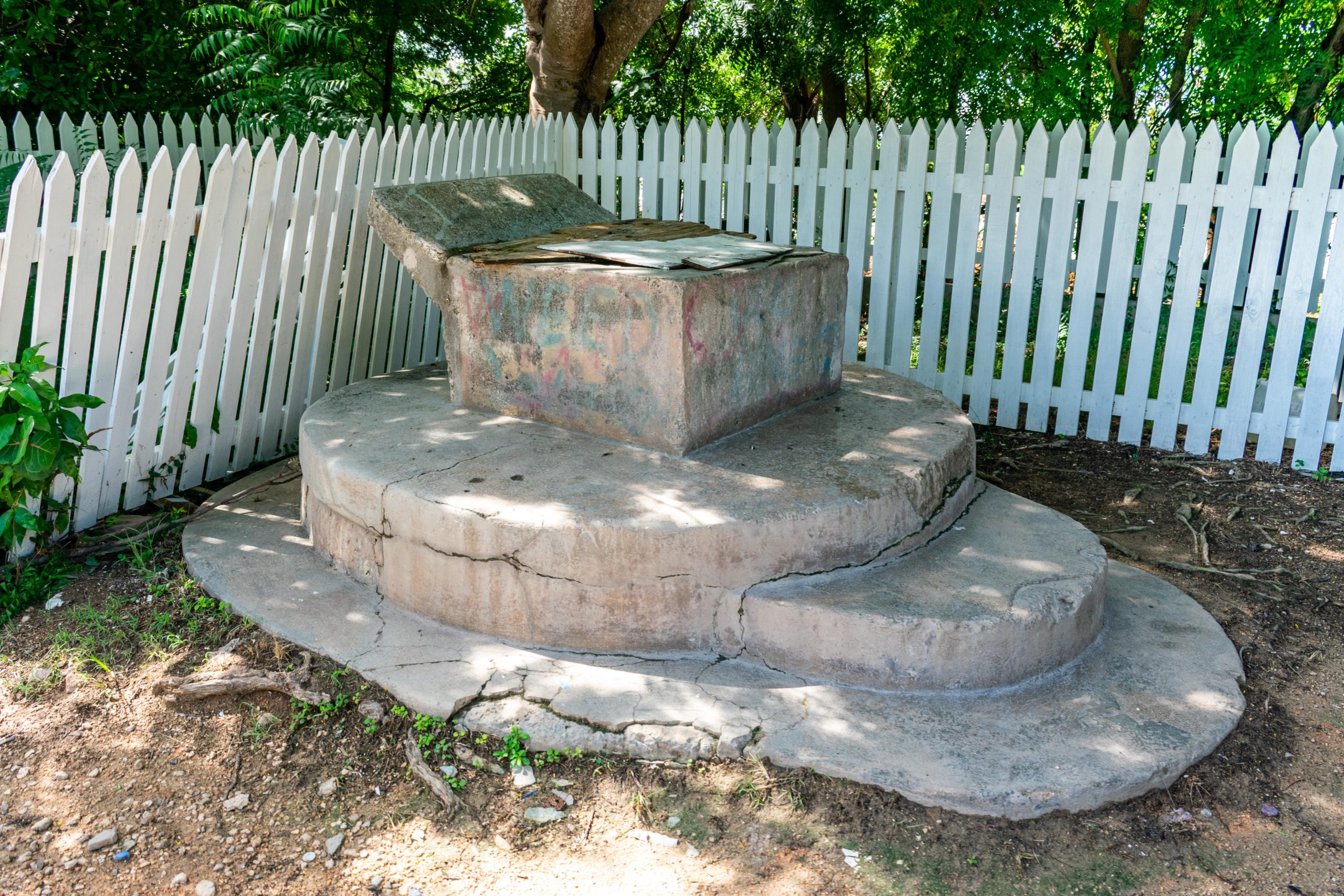 Anguilla Well